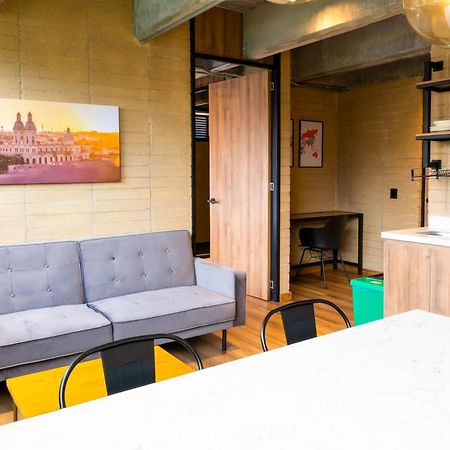 Loft 43 Aparthotel Medellin Exterior photo